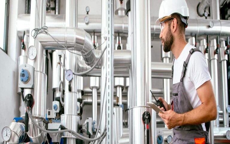 Tackling Downtime Challenges in Modern Manufacturing